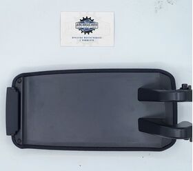 Appoggiabraccio sedile ant. consolle centr AUDI A3 oem 8p0864245c 8p0864245c