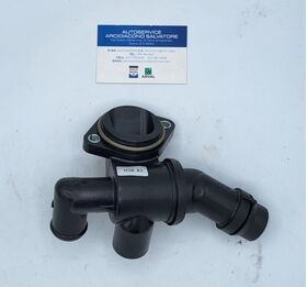Scatola termostato  raffreddamento motore originale VW  OEM 06F121111F 06F121111F