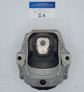 supporto motore originale VW AUDI SEAT SKODA oem 8r0199381a 8r0199381a